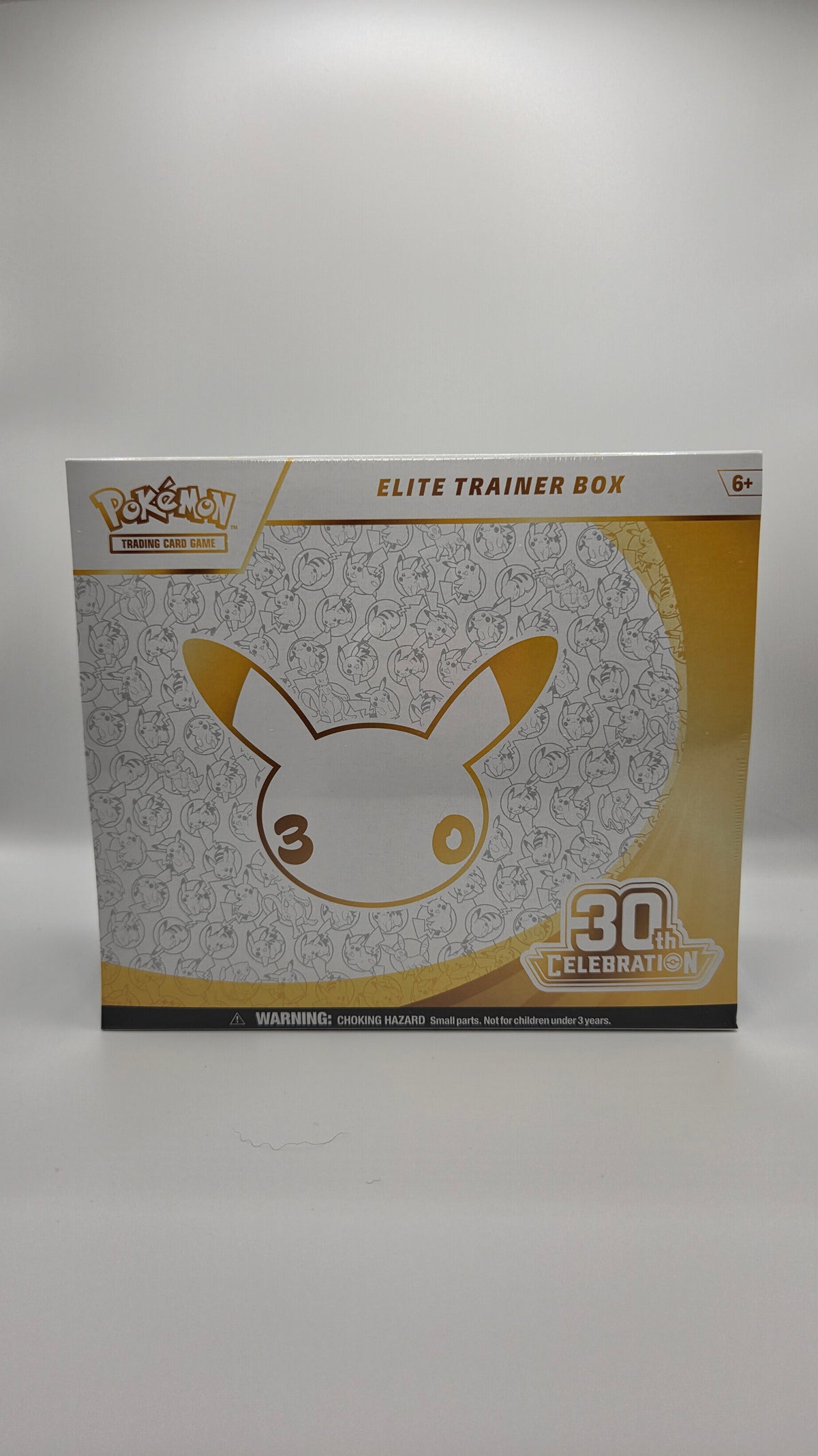 30TH ANNIVERSARY CELEBRATIONS ELITE TRAINER BOX (ETB)